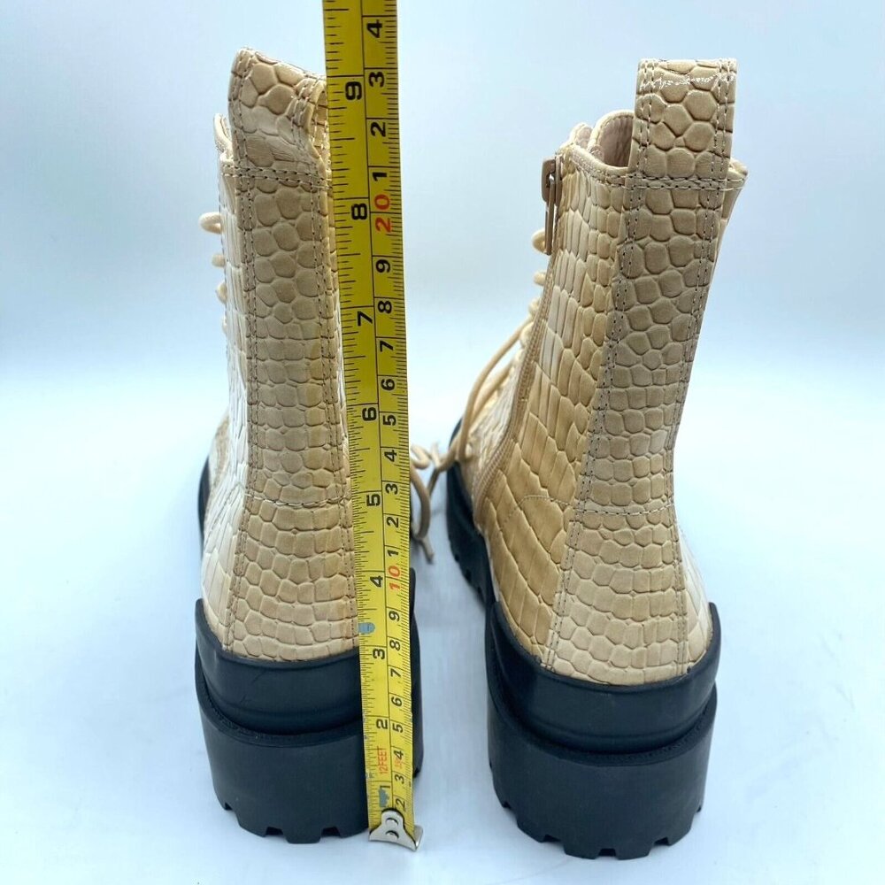 Urban Outfitters Womens Faux Croco Lace Up Platform Boot Sz 8 Beige Zip NWOB - Picture 3 of 12
